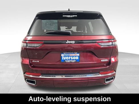 Used 2024 Jeep Grand Cherokee Overland image 10