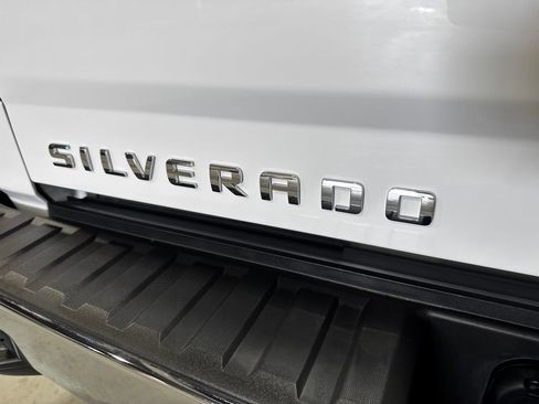 Used 2018 Chevrolet Silverado 1500 LT w/ True North Edition AWD/4WD image 33
