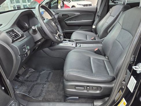 Certified 2023 Honda Passport EX-L image 9