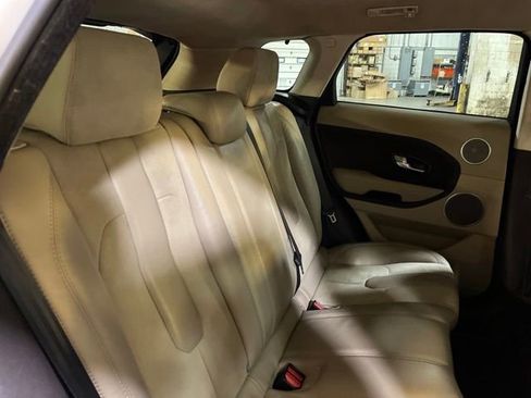 Used 2015 Land Rover Range Rover Evoque Pure AWD/4WD image 23