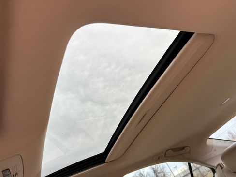 Used 2010 Lexus ES 350 image 21