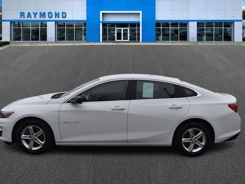 Used 2022 Chevrolet Malibu LS image 6