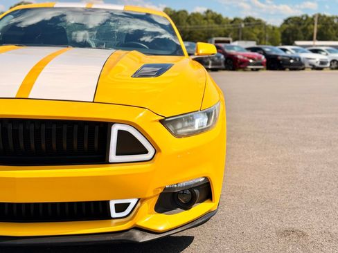 Used 2015 Ford Mustang GT Premium w/ Equipment Group 401A RWD image 27