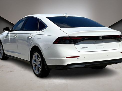 Used 2024 Honda Accord LX image 4