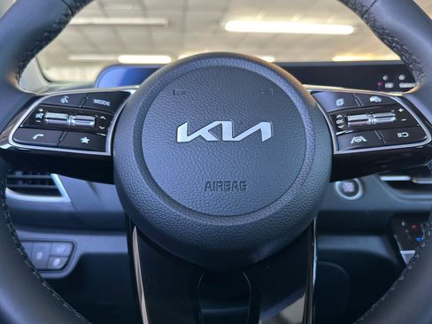 Used 2026 Kia Seltos EX AWD/4WD image 25