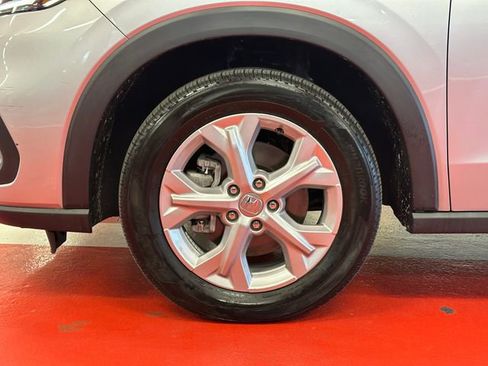 Used 2023 Honda HR-V LX image 29