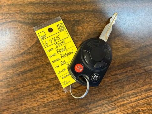 Used 2009 Ford Fusion SE image 38
