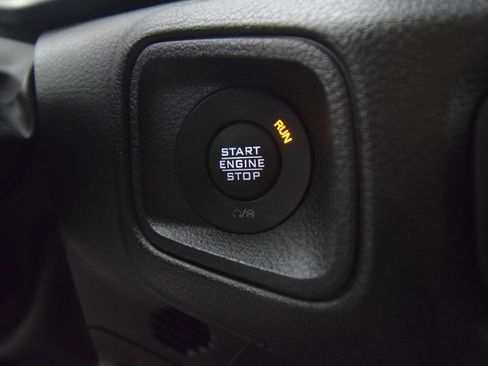 Used 2024 Jeep Wrangler Unlimited Sport AWD/4WD image 36