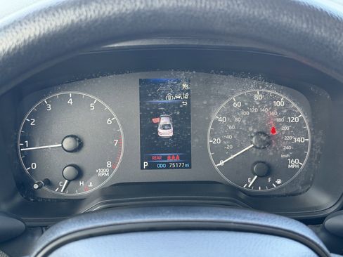 Used 2023 Toyota Corolla LE image 33