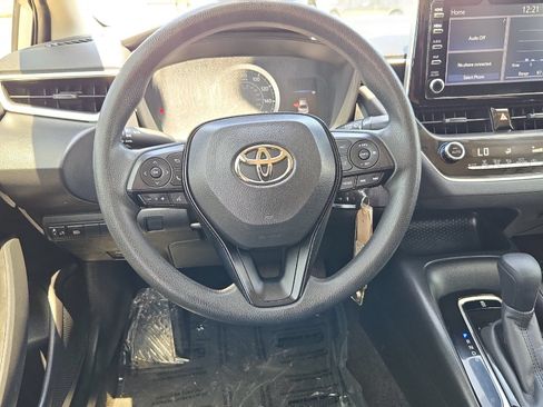 Used 2020 Toyota Corolla LE FWD image 13