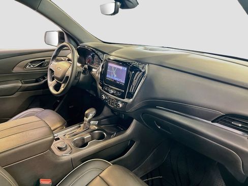 Used 2023 Chevrolet Traverse Premier w/ Redline Edition AWD/4WD image 31