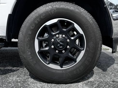 Used 2025 RAM 2500 Laramie AWD/4WD image 43