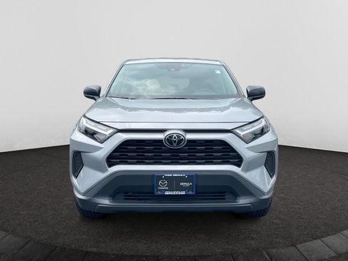 Used 2025 Toyota RAV4 LE AWD/4WD image 7