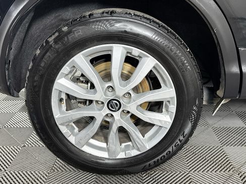 Used 2021 Nissan Rogue Sport SV FWD image 31