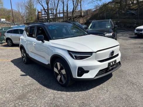 Used 2023 Volvo XC40 Recharge Ultimate w/ Protection Package Premier AWD/4WD image 1