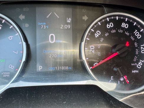 Used 2020 Toyota RAV4 XLE AWD/4WD image 18