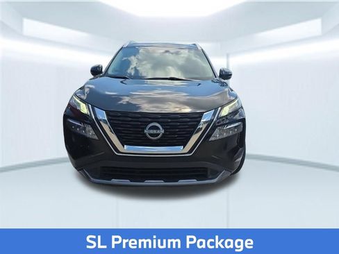 Used 2023 Nissan Rogue SL w/ SL Premium Package FWD image 2