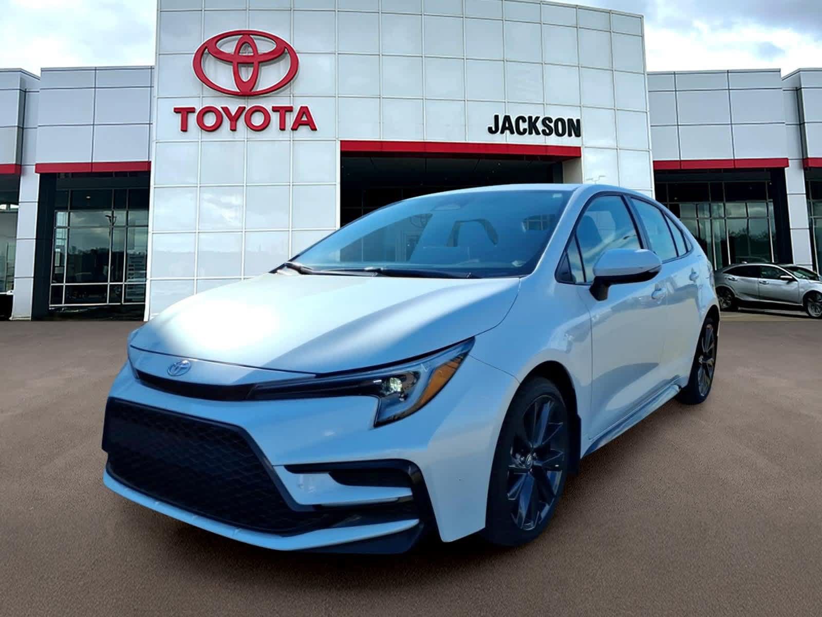 Certified 2026 Toyota Corolla SE w/ SE Package FWD image 1