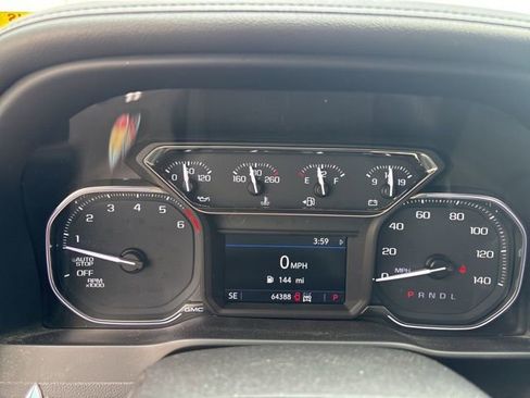 Used 2019 GMC Sierra 1500 SLT w/ X31 Off-Road Package image 10