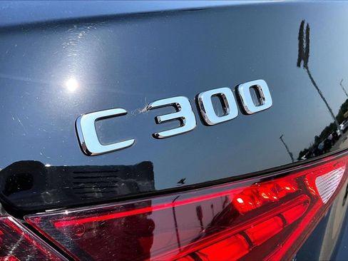 Used 2025 Mercedes-Benz C 300 4MATIC Sedan image 33