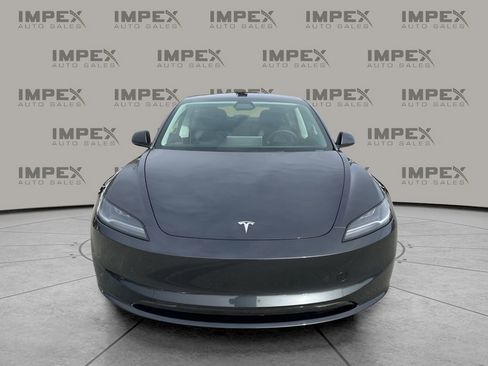 Used 2025 Tesla Model 3 Long Range image 8