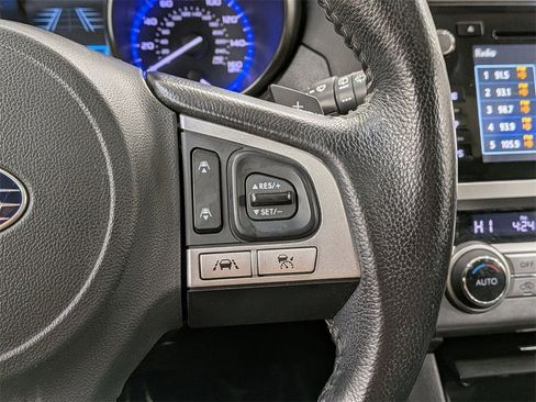 Used 2017 Subaru Outback 3.6R Limited image 21