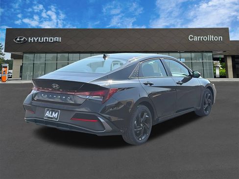 New 2026 Hyundai Elantra Sport FWD image 6