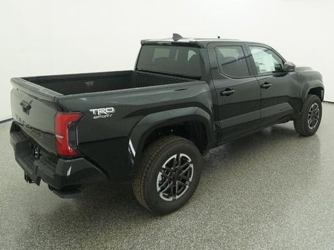New 2025 Toyota Tacoma TRD Sport image 9