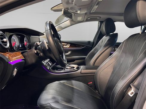 Used 2017 Mercedes-Benz E 300 4MATIC image 25