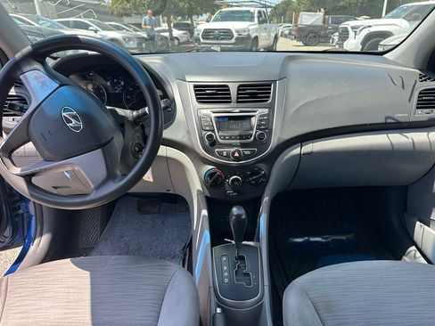 Used 2017 Hyundai Accent SE FWD image 8