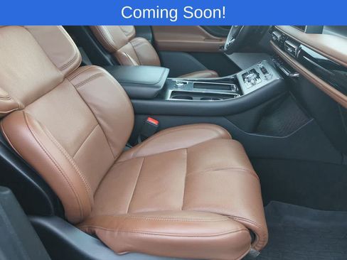 Used 2024 Lincoln Aviator Reserve w/ Equipment Group 201A AWD/4WD image 22