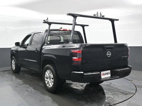 Used 2023 Nissan Frontier SV AWD/4WD image 11