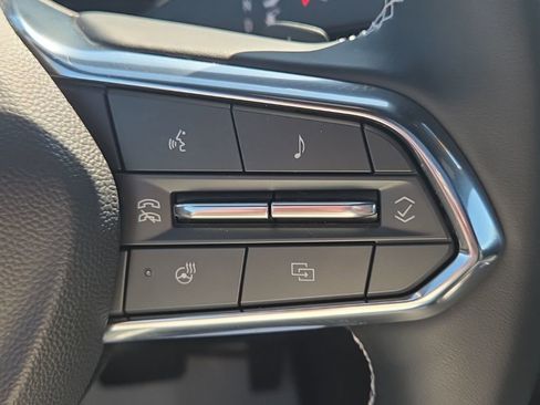 New 2026 Chevrolet Traverse LT w/ Sun and Wheel Package image 16