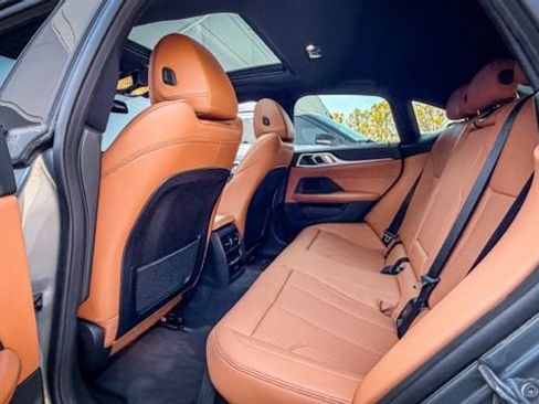 Used 2023 BMW i4 eDrive35 w/ Premium Package image 33