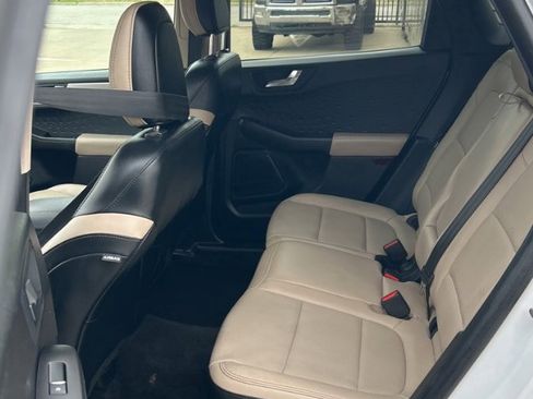 Used 2020 Ford Escape SEL image 19