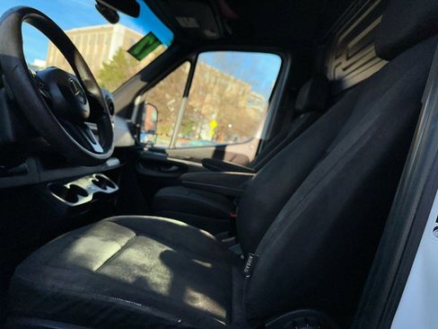 Used 2020 Mercedes-Benz Sprinter 2500 image 12