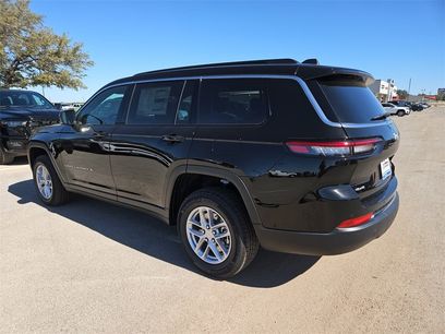New 2025 Jeep Grand Cherokee L Laredo w/ Luxury Tech Group I