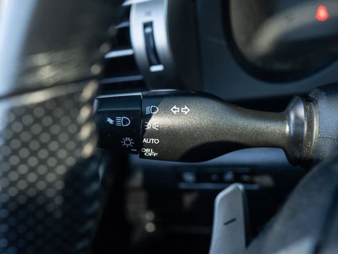 Used 2014 Lexus IS 350 w/ F Sport Package image 39