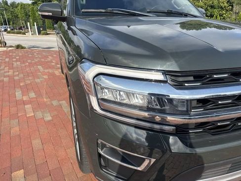 Used 2023 Ford Expedition Limited RWD image 20