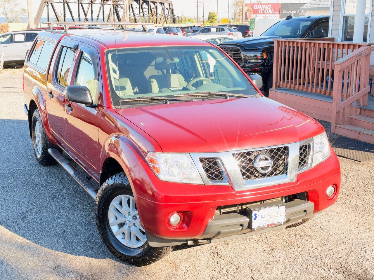 Used 2019 Nissan Frontier SV AWD/4WD image 2