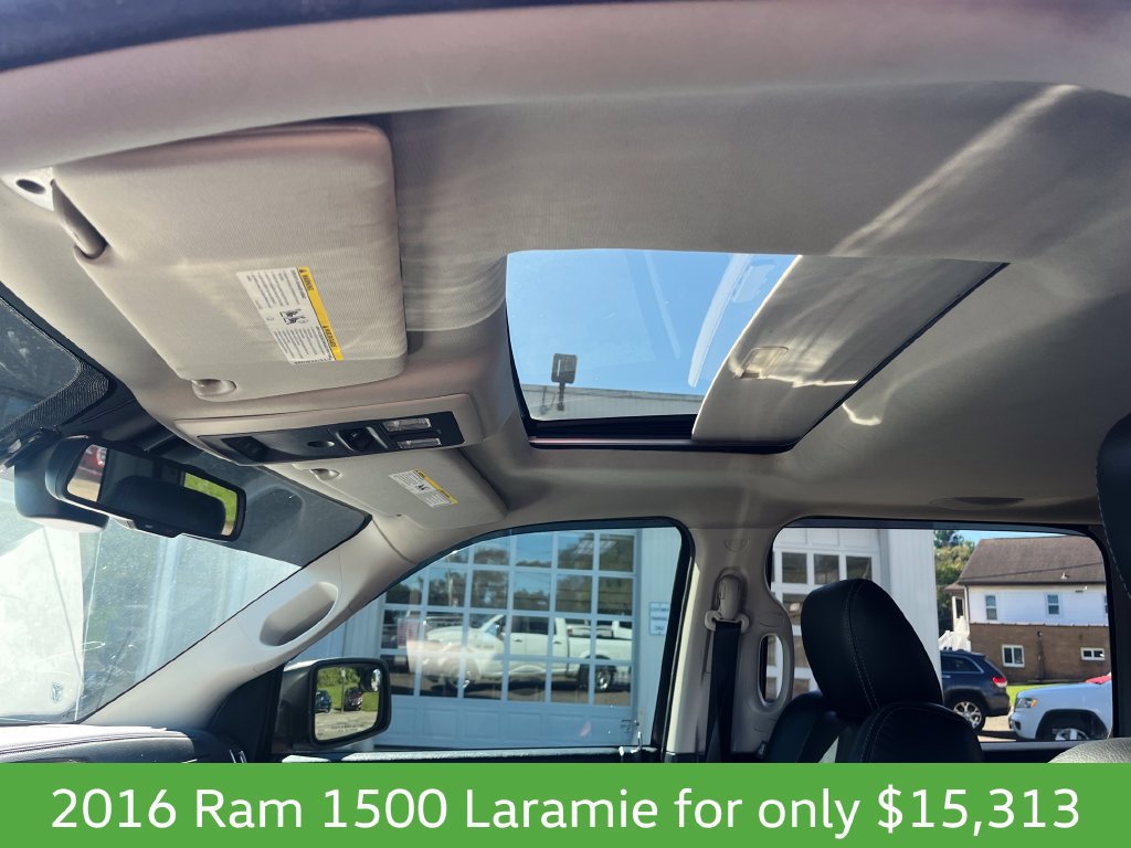 Used 2016 RAM 1500 Laramie w/ Convenience Group AWD/4WD image 31