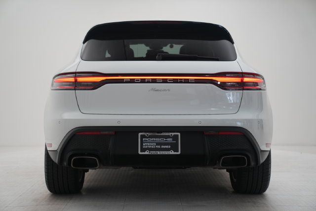 Certified 2026 Porsche Macan AWD/4WD image 16