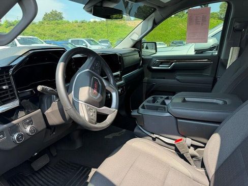 Used 2025 GMC Sierra 1500 Elevation RWD image 6