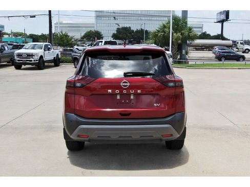 Used 2023 Nissan Rogue SV FWD image 5