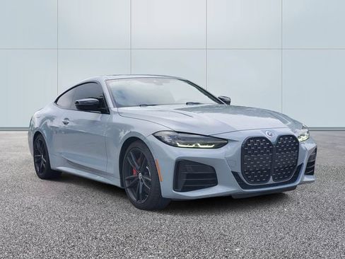 Used 2023 BMW M440i Coupe w/ Premium Package RWD image 3