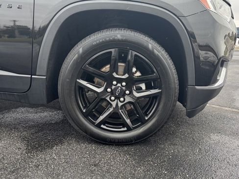 Used 2019 Chevrolet Traverse LT image 33