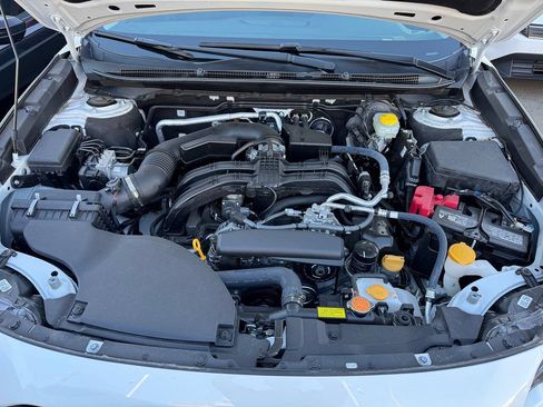 Used 2025 Subaru Outback Premium AWD/4WD image 22