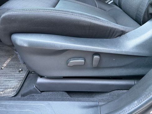 Used 2025 Subaru Ascent Premium AWD/4WD image 13