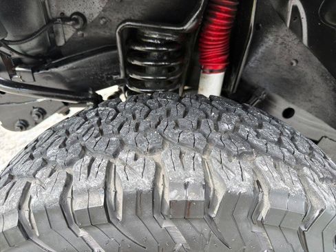 Used 1998 Jeep Wrangler Sahara AWD/4WD image 26