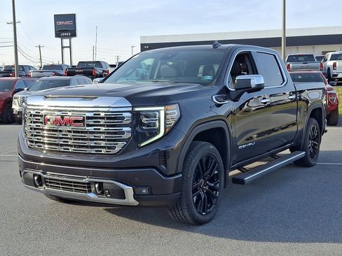 New 2026 GMC Sierra 1500 Denali w/ Technology Package image 2